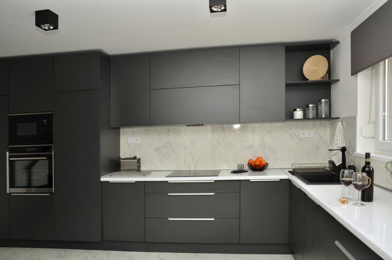 Bence Castle House Apartment เอ็กเกอร์ ภายนอก รูปภาพ